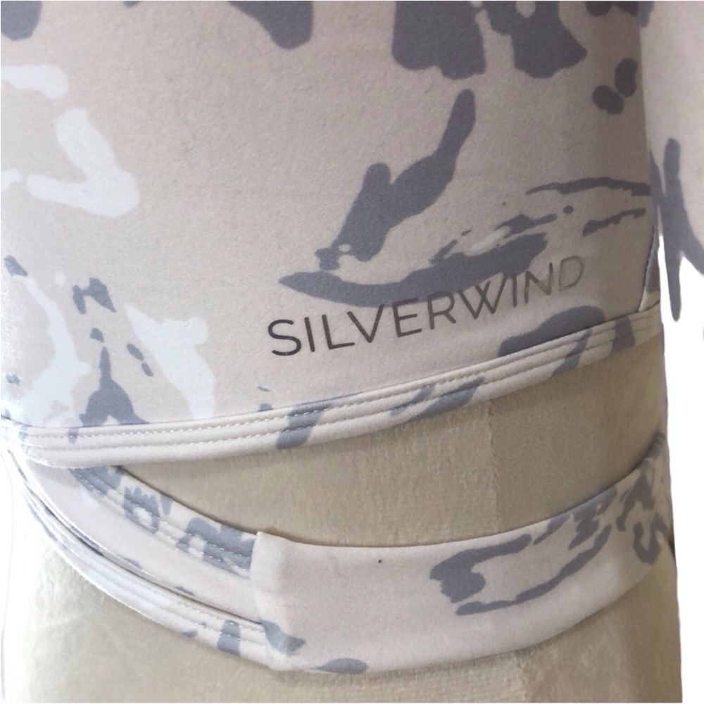 Silverwind Living Sustainably Wrap Long Sleeve Crop Top Size XS NEW - Picture 4 of 5
